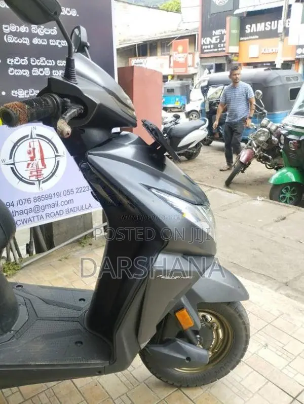 Honda Dio 2019 Motorbike (Used)