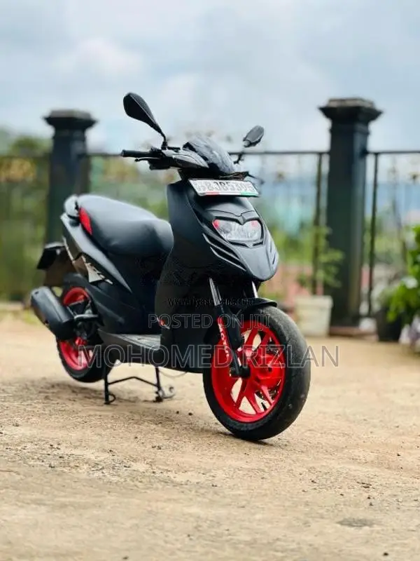Aprilia Sr150 2019 Motorbike (Used)