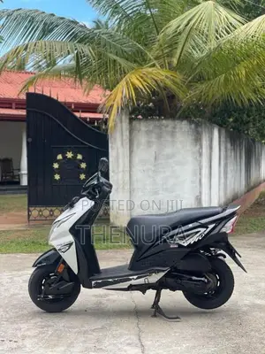 Honda Dio 2016 Motorbike (Used)