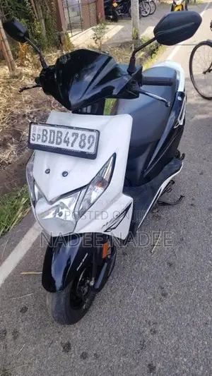 Honda Dio 2015 Motorbike (Used)