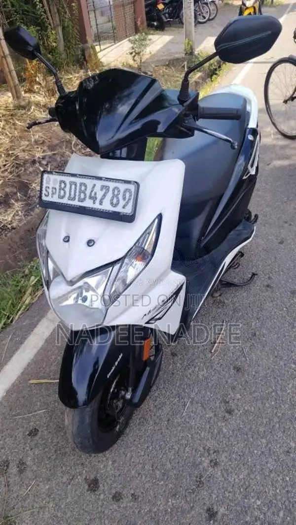 Honda Dio 2015 Motorbike (Used)