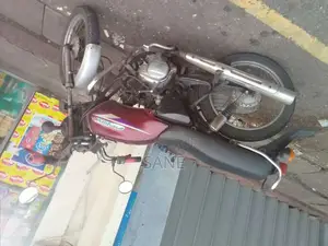 Yamaha Crux 2004 Motorbike (Used)