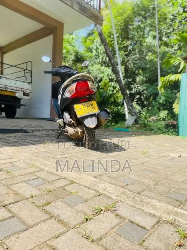 Honda Dio 2016 Motorbike (Used)