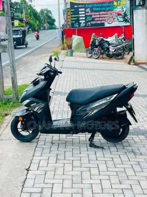 Yamaha Ray ZR 2018 Motorbike (Used)