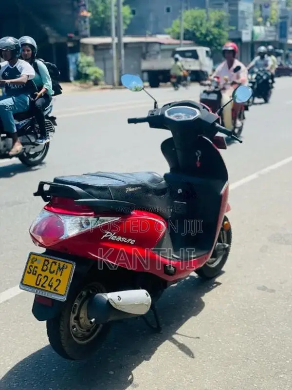 Hero Pleasure 2016 Motorbike (Used)
