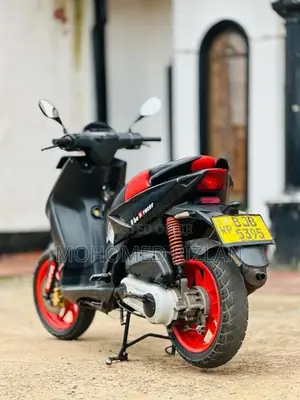 Aprilia Sr150 2019 Motorbike (Used)