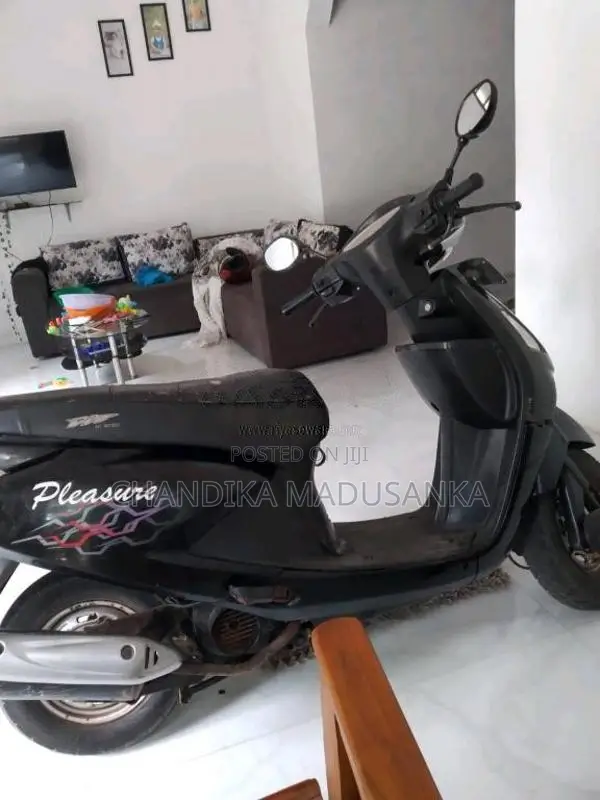 Hero Pleasure 2010 Motorbike (Used)