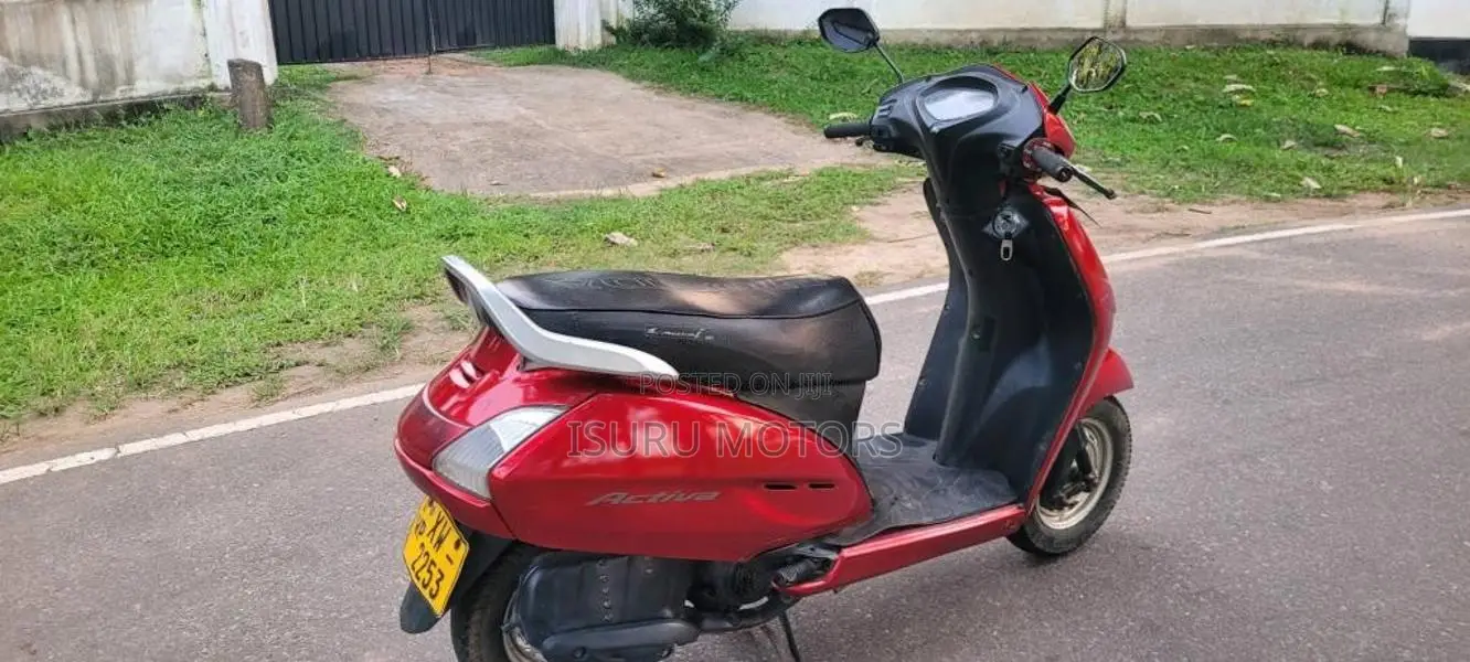 Honda Activa 2012 Motorbike (Used)