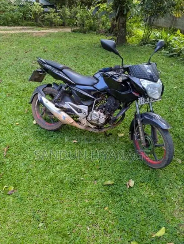 Bajaj Pulsar 135 2015 Motorbike (Used)
