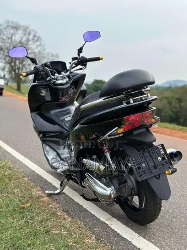 Honda Pcx 2017 Motorbike (Used)