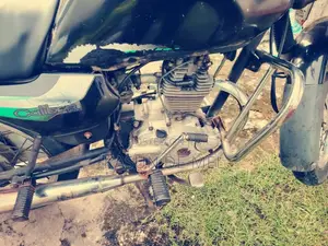 Bajaj Caliber 2003 Motorbike (Used)