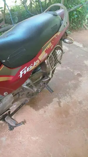 TVS Fiero F28 2004 Motorbike (Used)