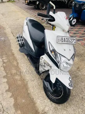 Honda Dio 2013 Motorbike (Used)