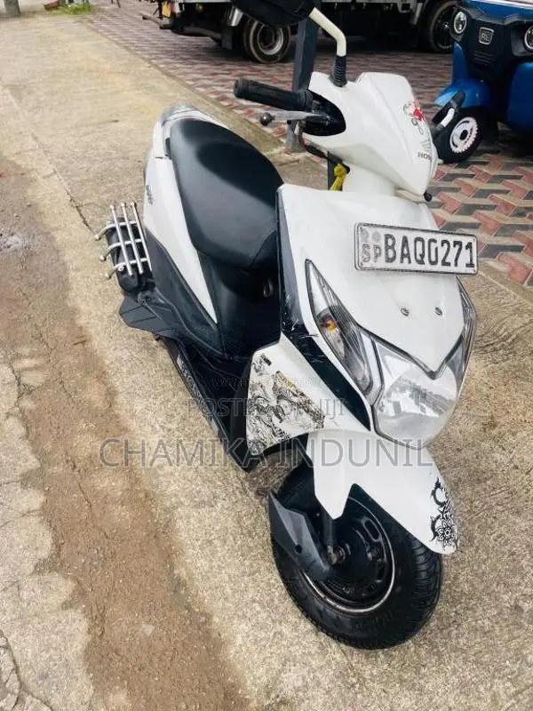 Honda Dio 2013 Motorbike (Used)