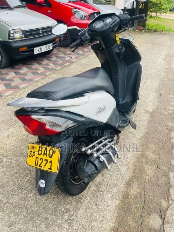 Honda Dio 2013 Motorbike (Used)