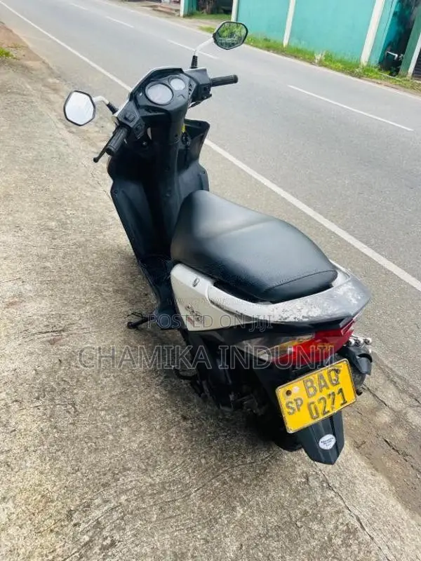 Honda Dio 2013 Motorbike (Used)