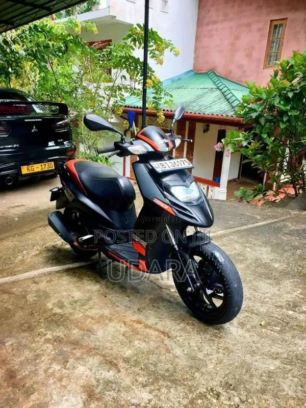 Aprilia Sr 150 2019 Motorbike (Used)