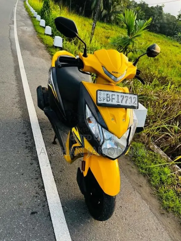 Honda Dio 2017 Motorbike (Used)
