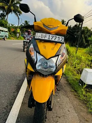 Honda Dio 2017 Motorbike (Used)