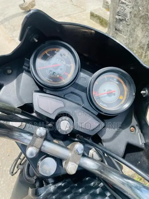 Bajaj Discover 100 2012 Motorbike (Used)