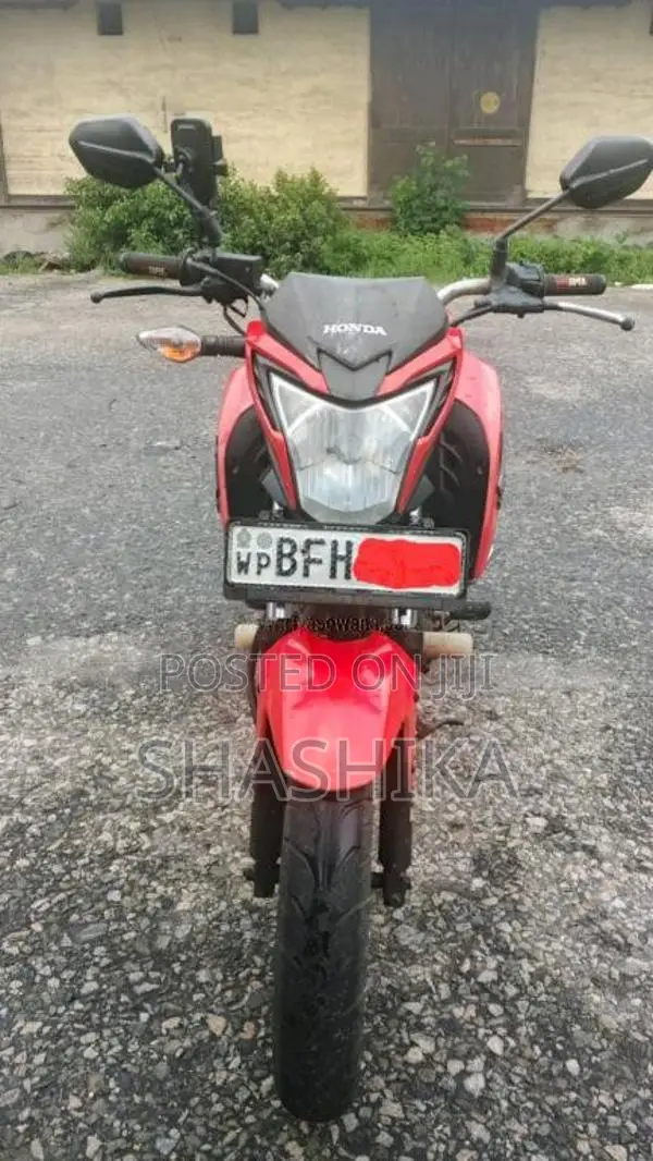 Honda Cb Hornet 160r 2017 Motorbike (Used)