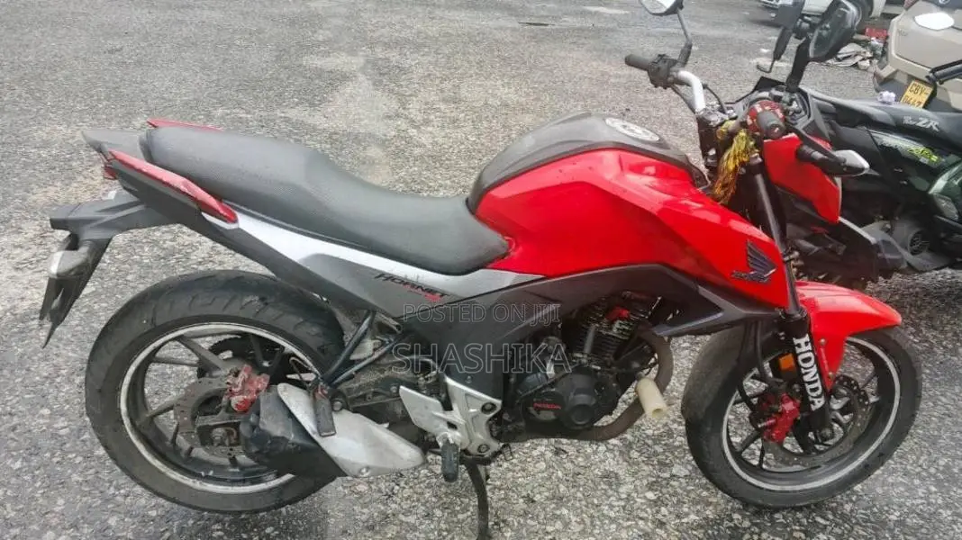 Honda Cb Hornet 160r 2017 Motorbike (Used)