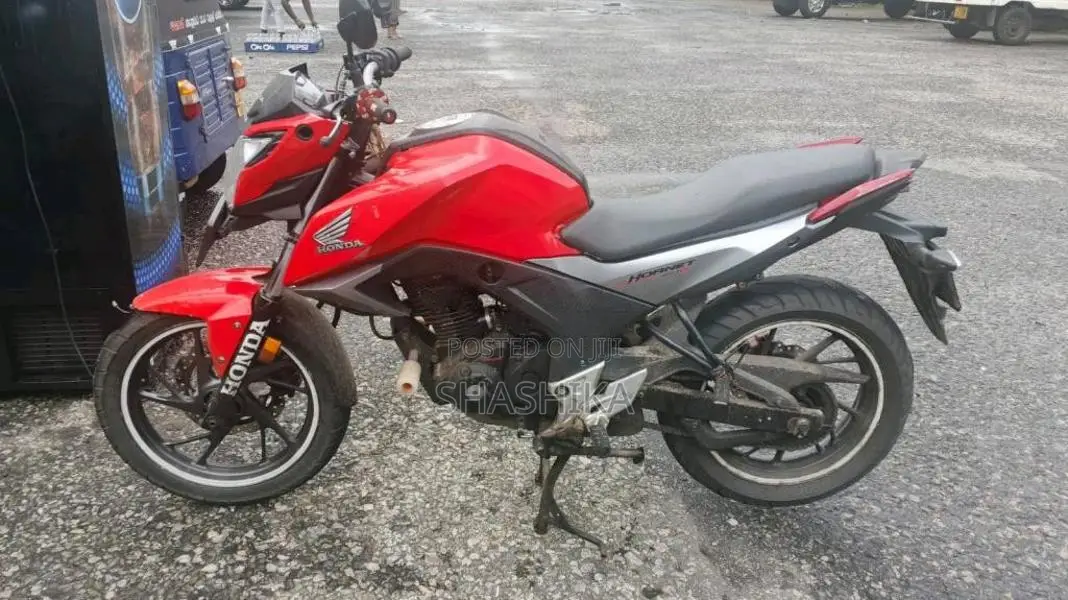 Honda Cb Hornet 160r 2017 Motorbike (Used)