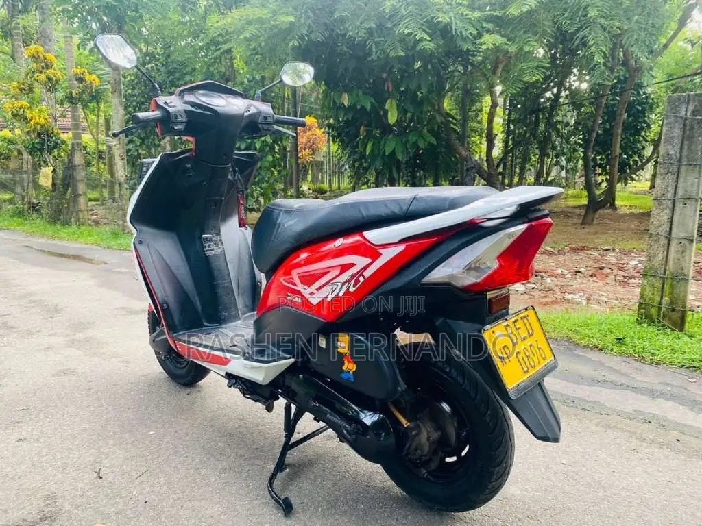 Honda Dio 2016 Motorbike (Used)