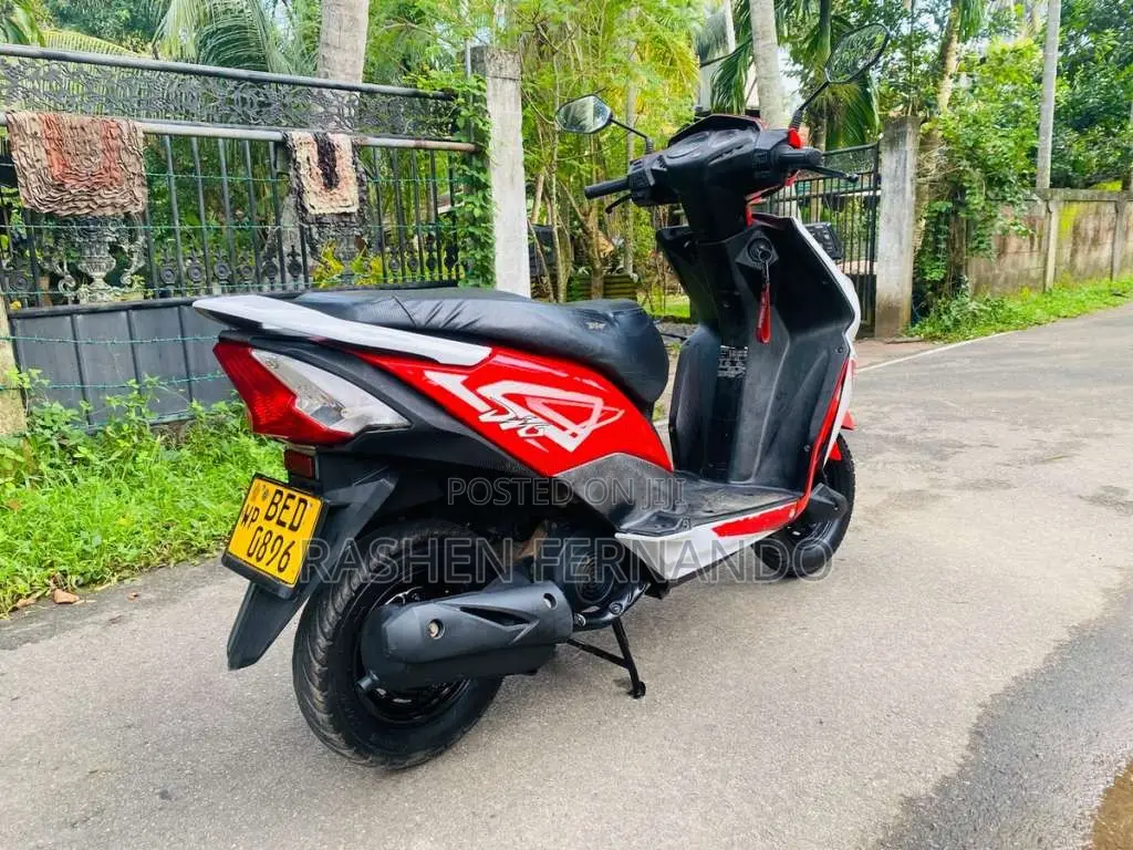 Honda Dio 2016 Motorbike (Used)