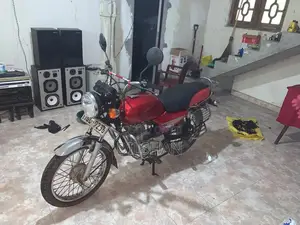 Bajaj Boxer 2002 Motorbike (Used)