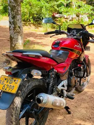 Bajaj Pulsar 200 2009 Motorbike (Used)