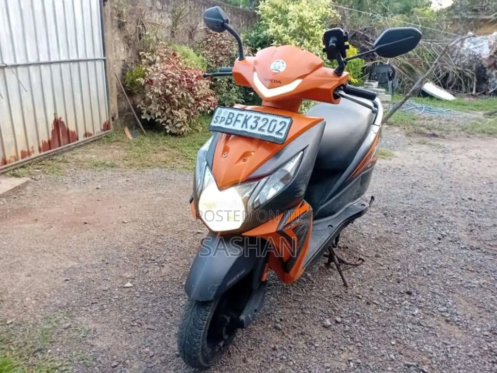 Honda Dio 2017 Motorbike (Used)