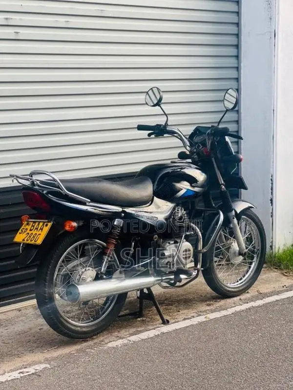 Bajaj CT-100 2013 Motorbike (Used)
