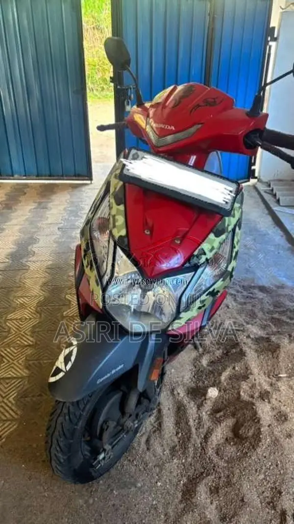 Honda Dio 2017 Motorbike (Used)