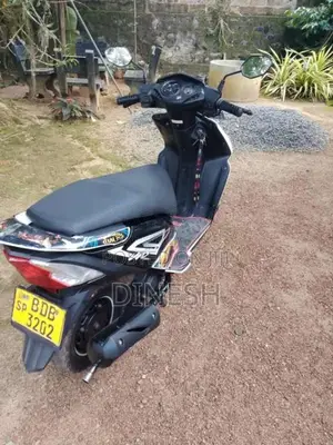 Honda Dio 2015 Motorbike (Used)