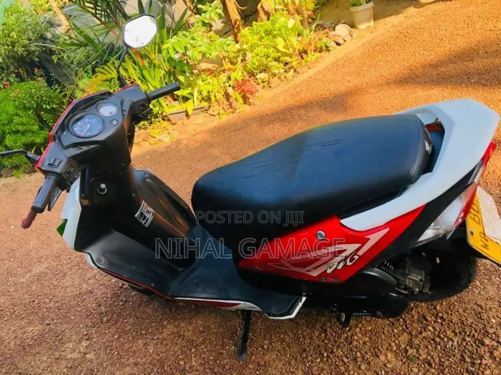 Honda Dio 2014 Motorbike (Used)