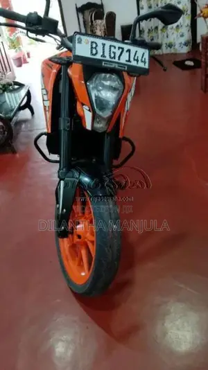 KTM DUKE 125 2019 Motorbike (Used)