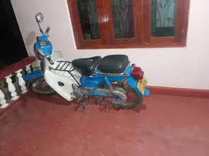 Honda Super Cub Custom 2006 Motorbike (Used)