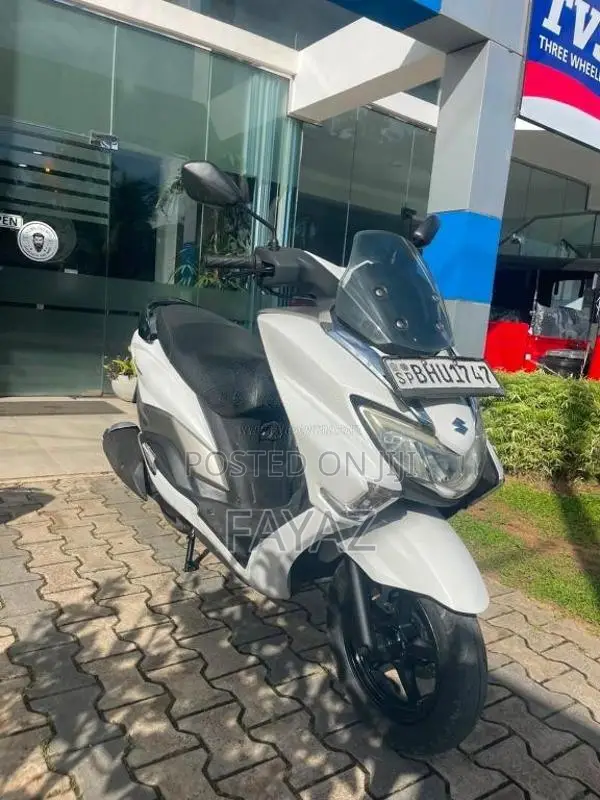 Suzuki BURGMAN 2019 Motorbike (Used)