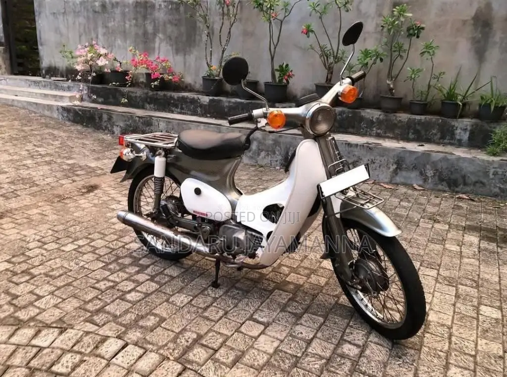 Honda Super Cub 1986 Motorbike Unregistered (Recondition)