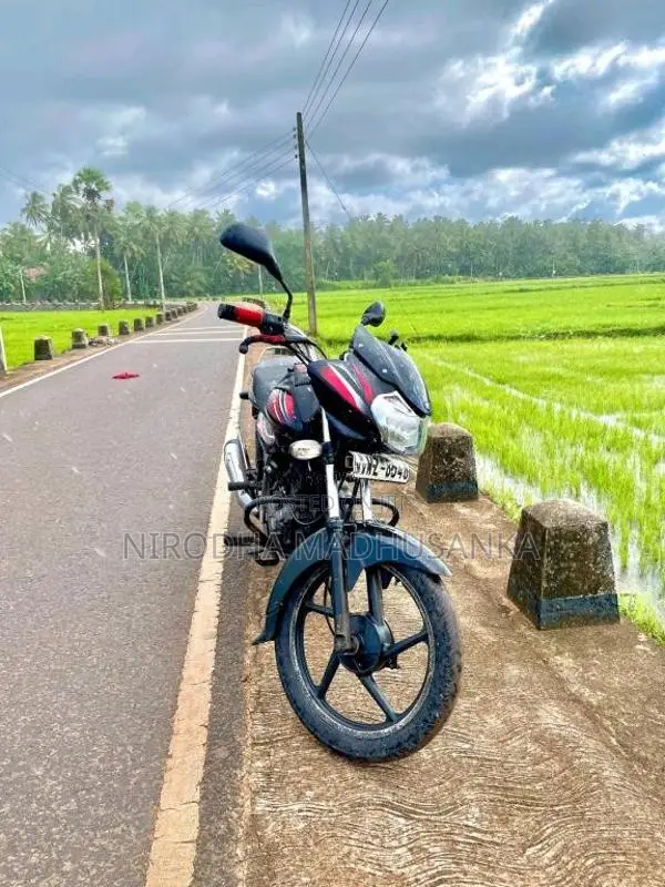 Bajaj Discover 100 2010 Motorbike (Used)