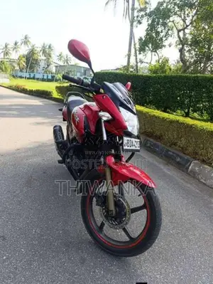 Hero Hunk 2016 Motorbike (Used)