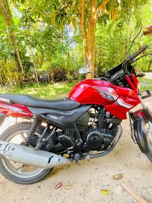 Yamaha SZ 2012 Motorbike (Used)
