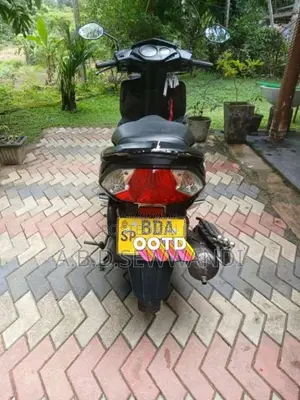 Honda Dio 2015 Motorbike (Used)