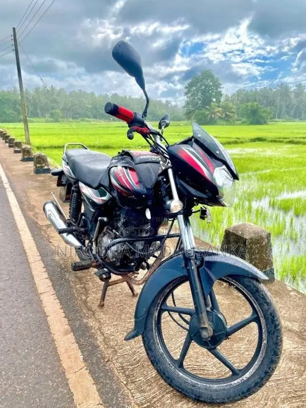 Bajaj Discover 100 2010 Motorbike (Used)
