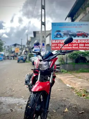 Yamaha FZ 2016 Motorbike (Used)