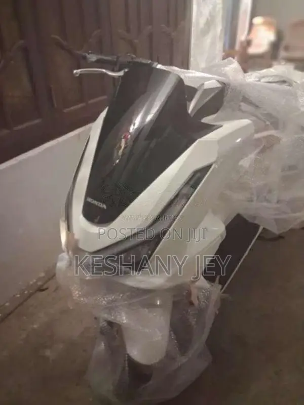 Honda PCX 160 2025 Motorbike Brand New