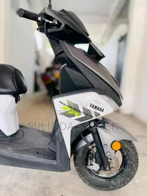 Yamaha ZR 2018 Motorbike (Used)