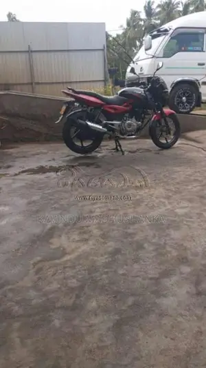 Bajaj Pulsar 150 2015 Motorbike (Used)