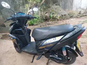 Yamaha Ray ZR 2018 Motorbike (Used)